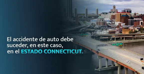 Vista de Hartford, Connecticut, con vehículos circulando por un puente sobre el río Connecticut.